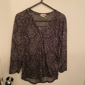 H&M printed grey shirt